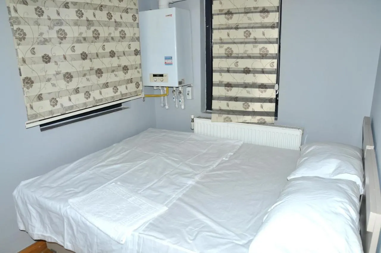 The Queen'S Istambul Hotel